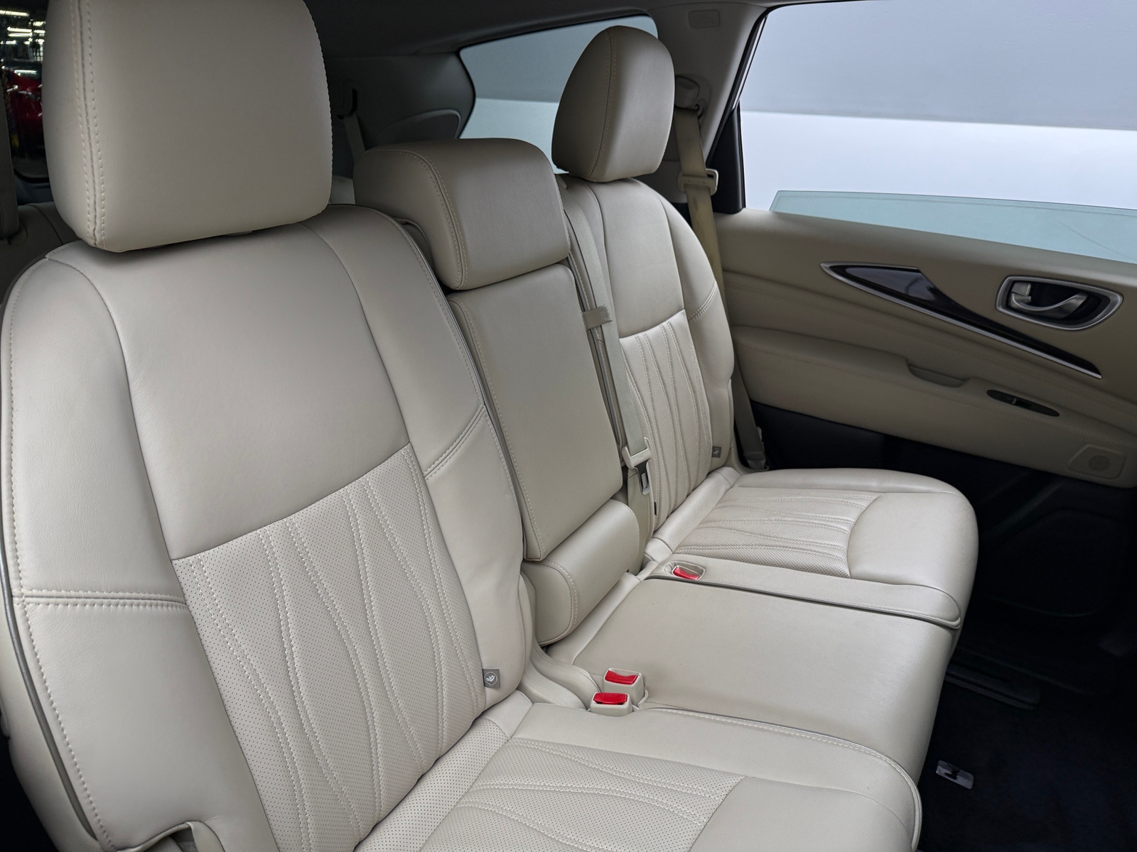 Thumbnail: 2017 INFINITI QX60 - 5