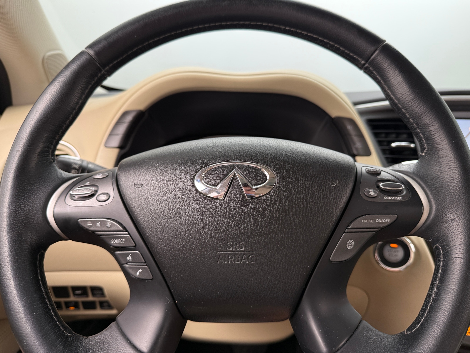 Thumbnail: 2017 INFINITI QX60 - 4
