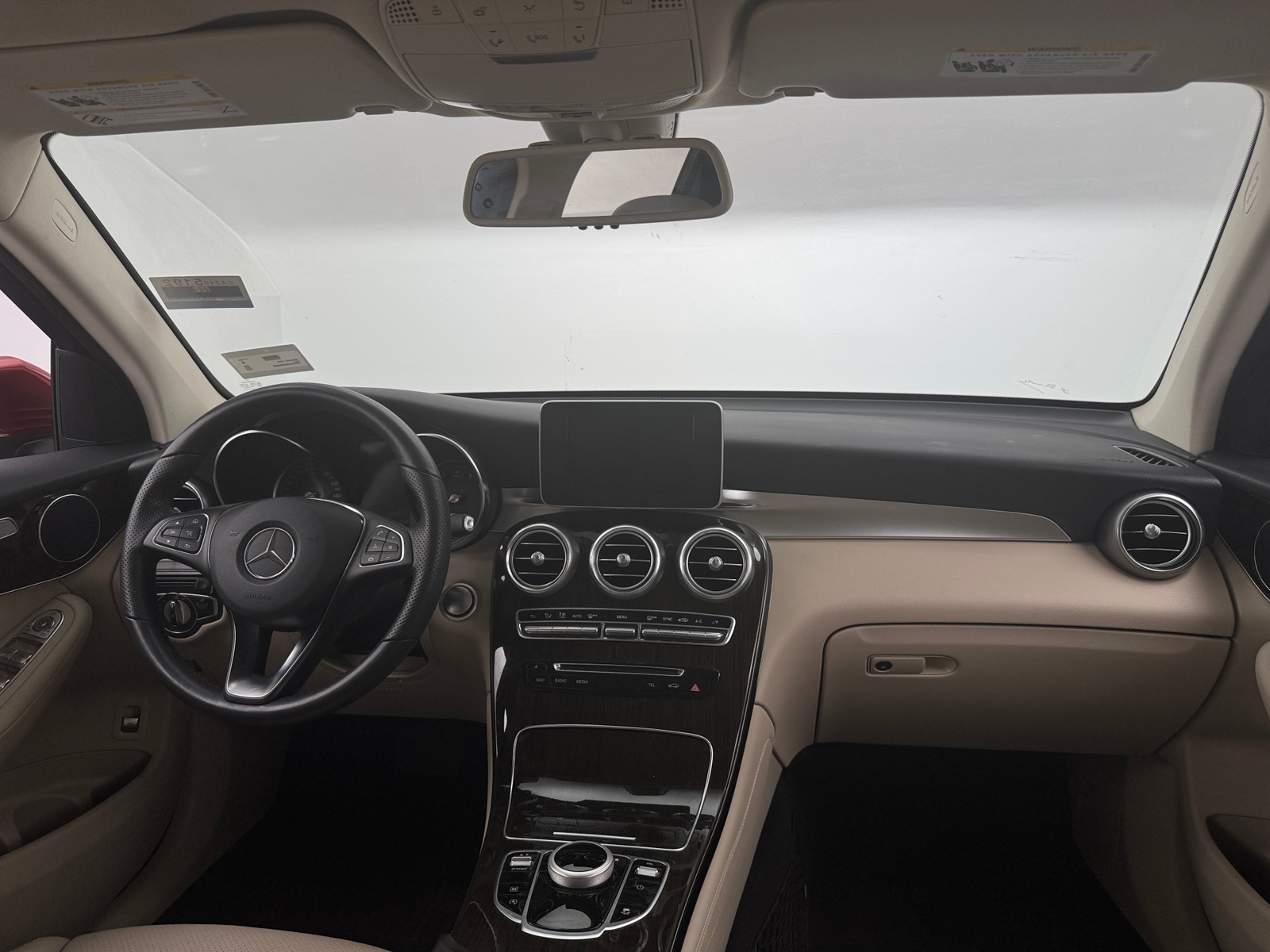 Thumbnail: 2019 Mercedes-Benz GLC - 2