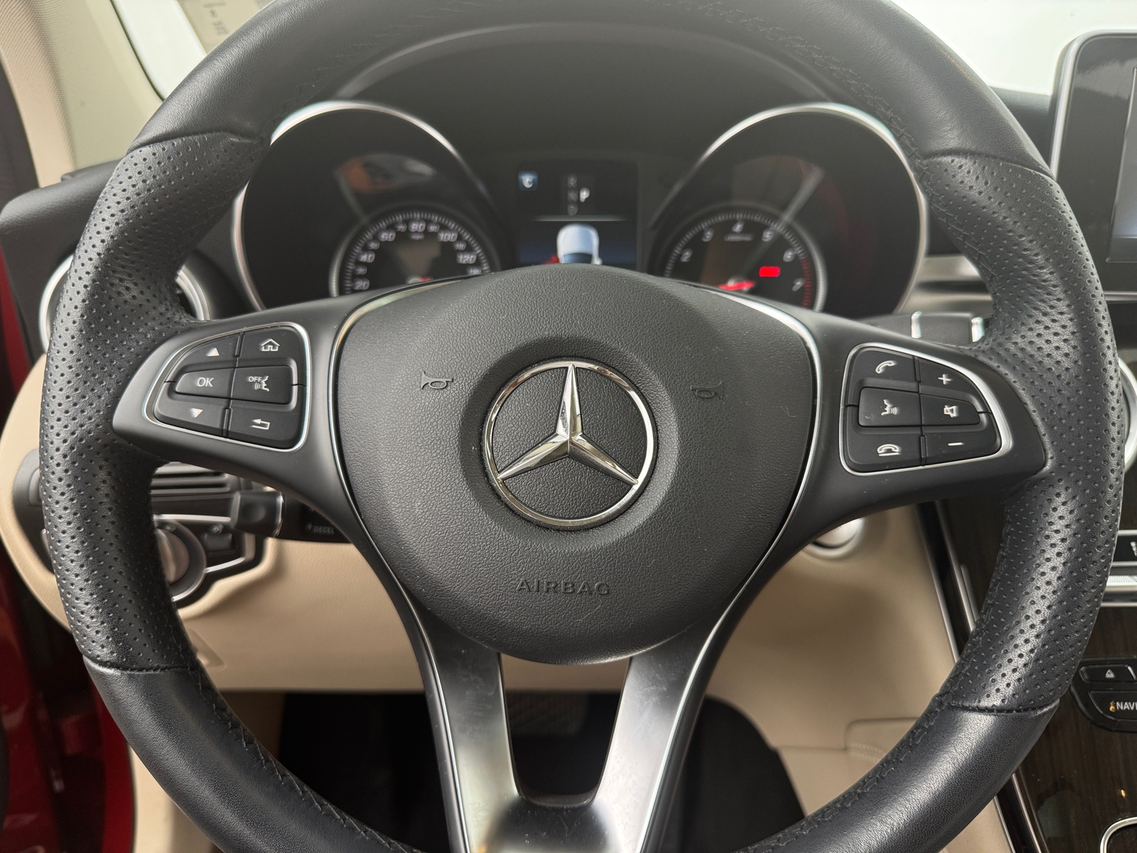 Thumbnail: 2019 Mercedes-Benz GLC - 4
