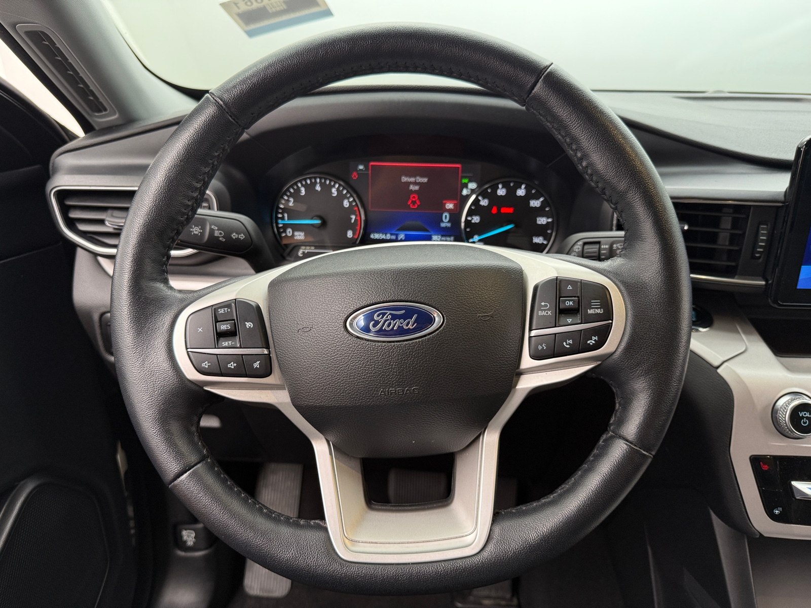 Thumbnail: 2023 Ford Explorer - 5