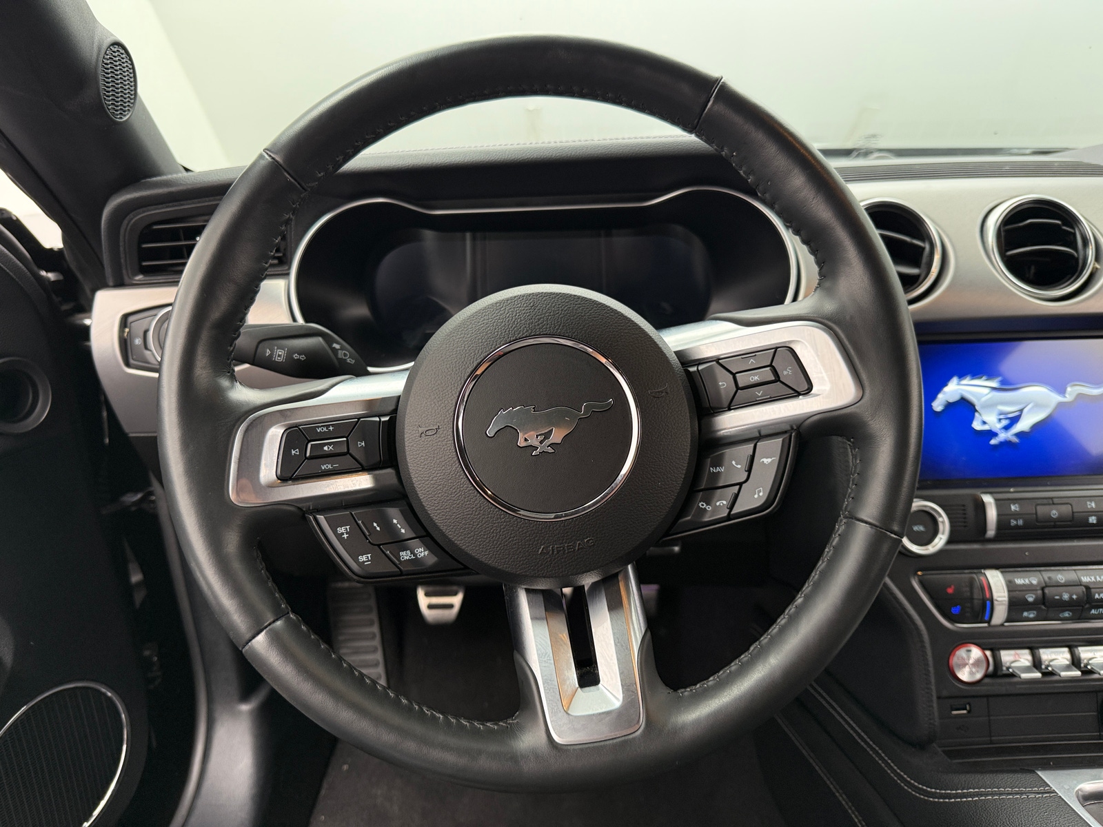 Thumbnail: 2023 Ford Mustang - 3