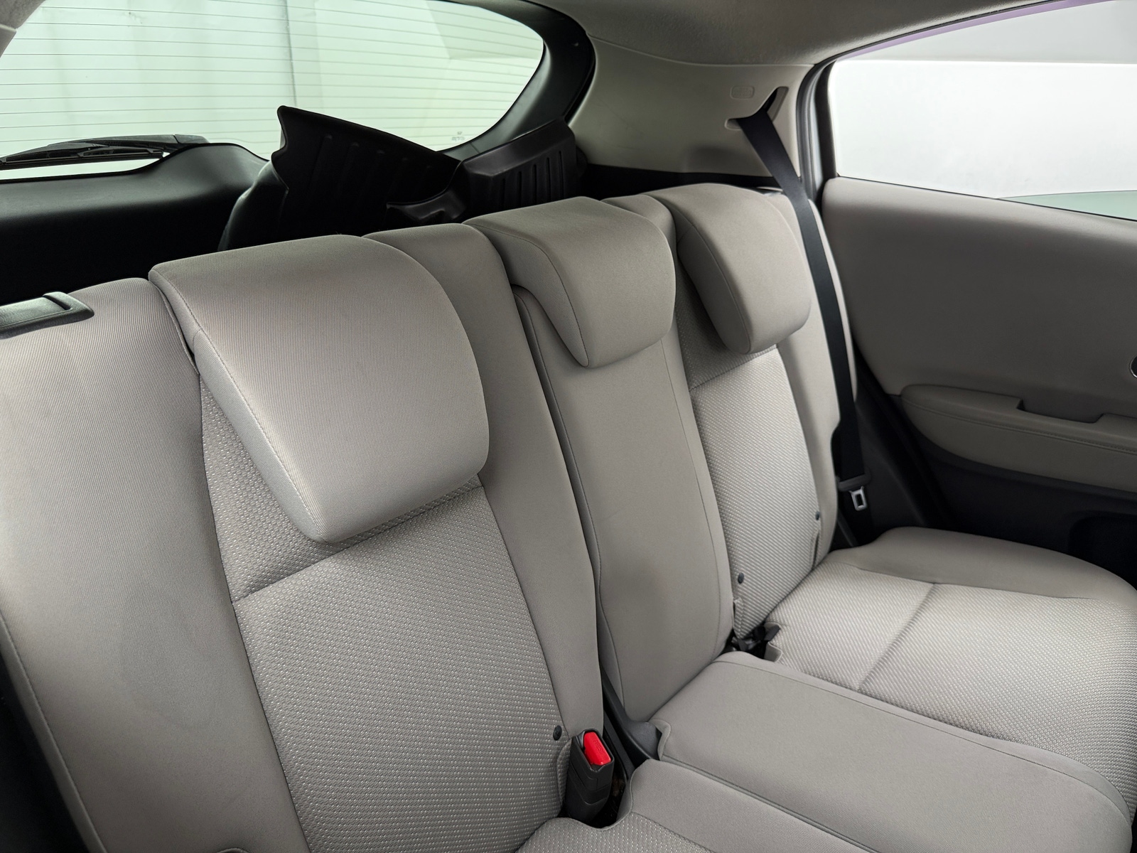 Thumbnail: 2016 Honda HR-V - 6