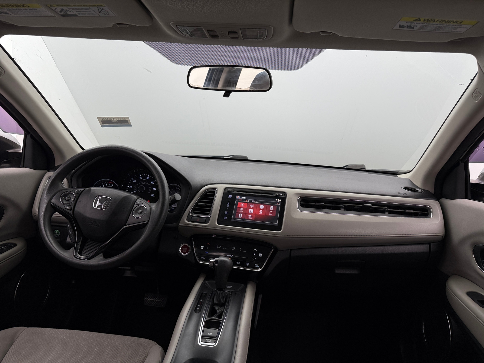 Thumbnail: 2016 Honda HR-V - 3