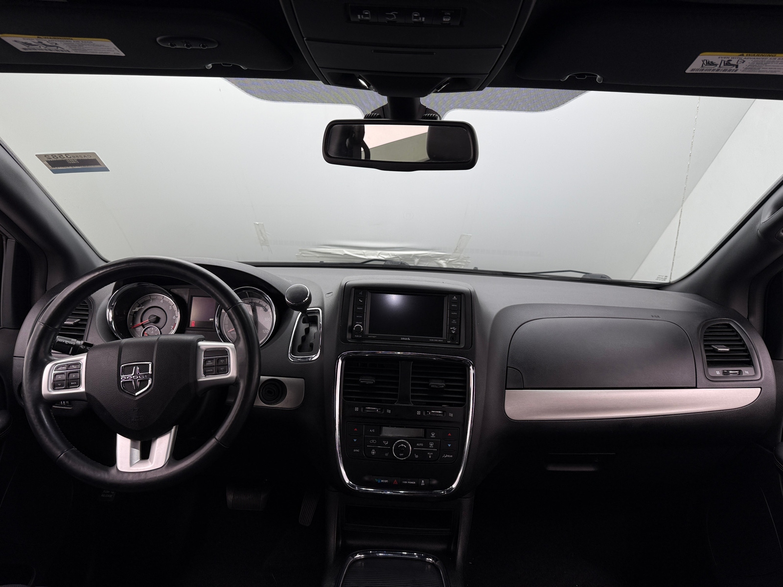 Thumbnail: 2019 Dodge Grand Caravan - 2