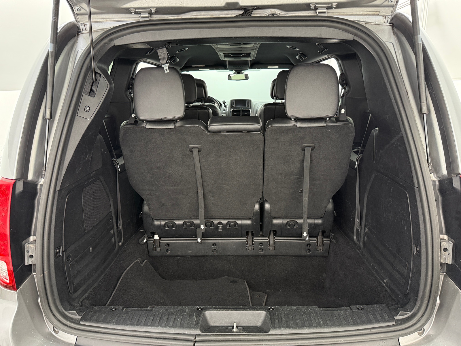 Thumbnail: 2019 Dodge Grand Caravan - 6