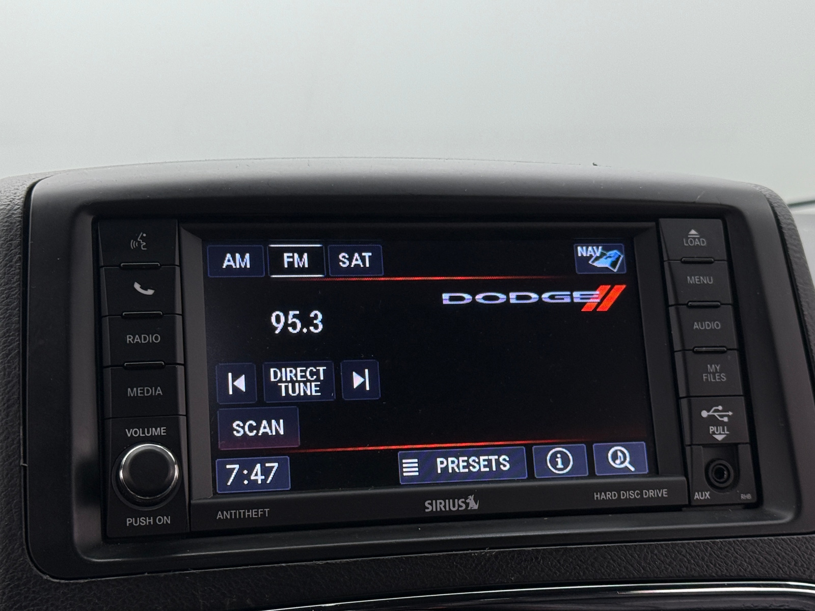 Thumbnail: 2019 Dodge Grand Caravan - 3