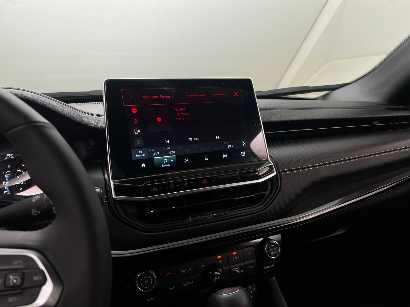Thumbnail: 2024 Jeep Compass - 4