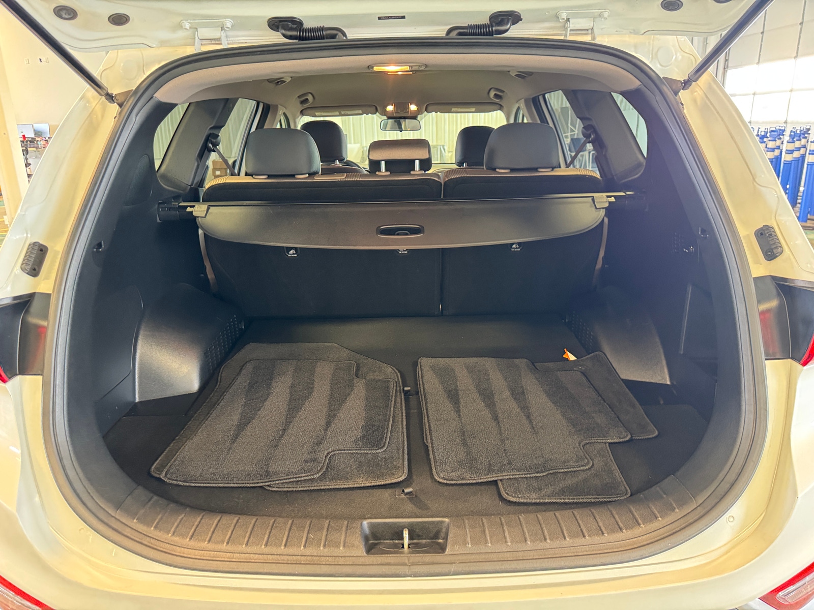 Thumbnail: 2019 Hyundai Santa Fe - 7