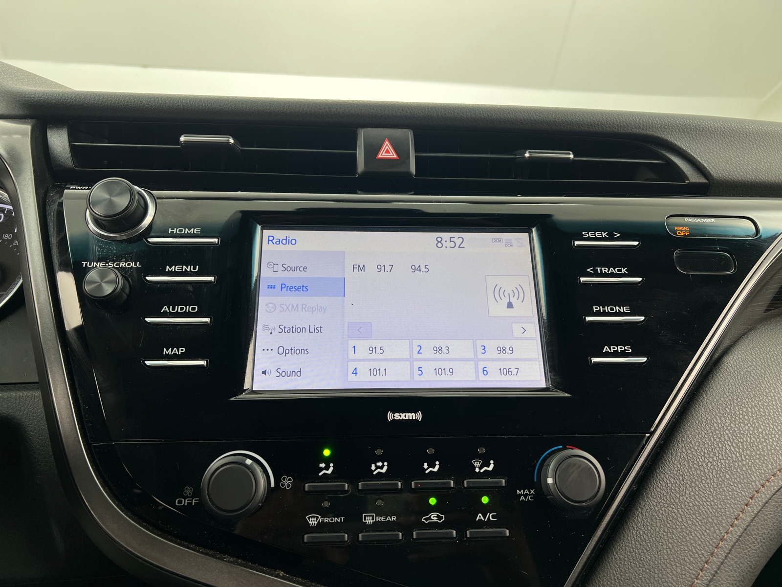 Thumbnail: 2020 Toyota Camry - 4