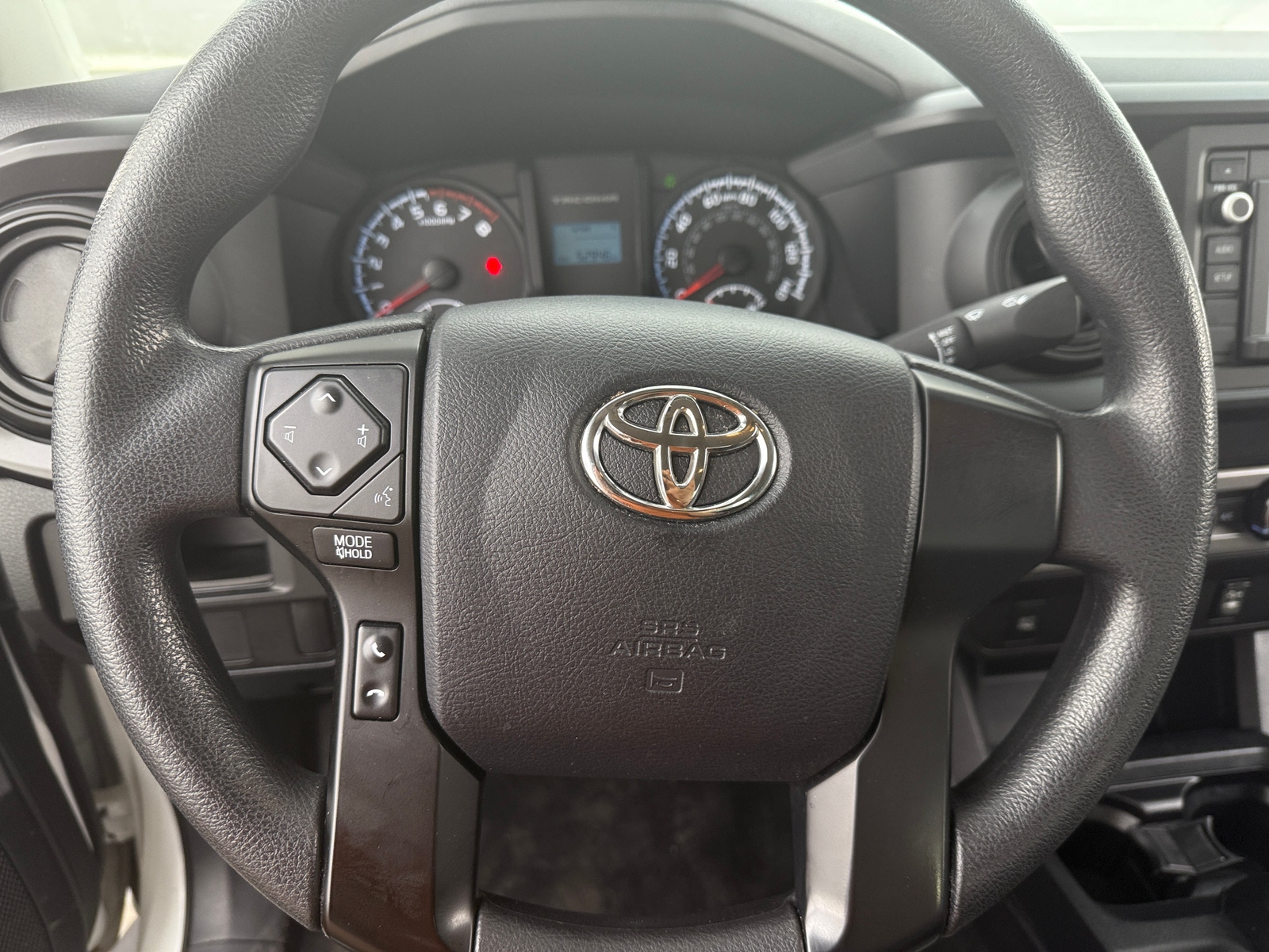 Thumbnail: 2017 Toyota Tacoma - 5