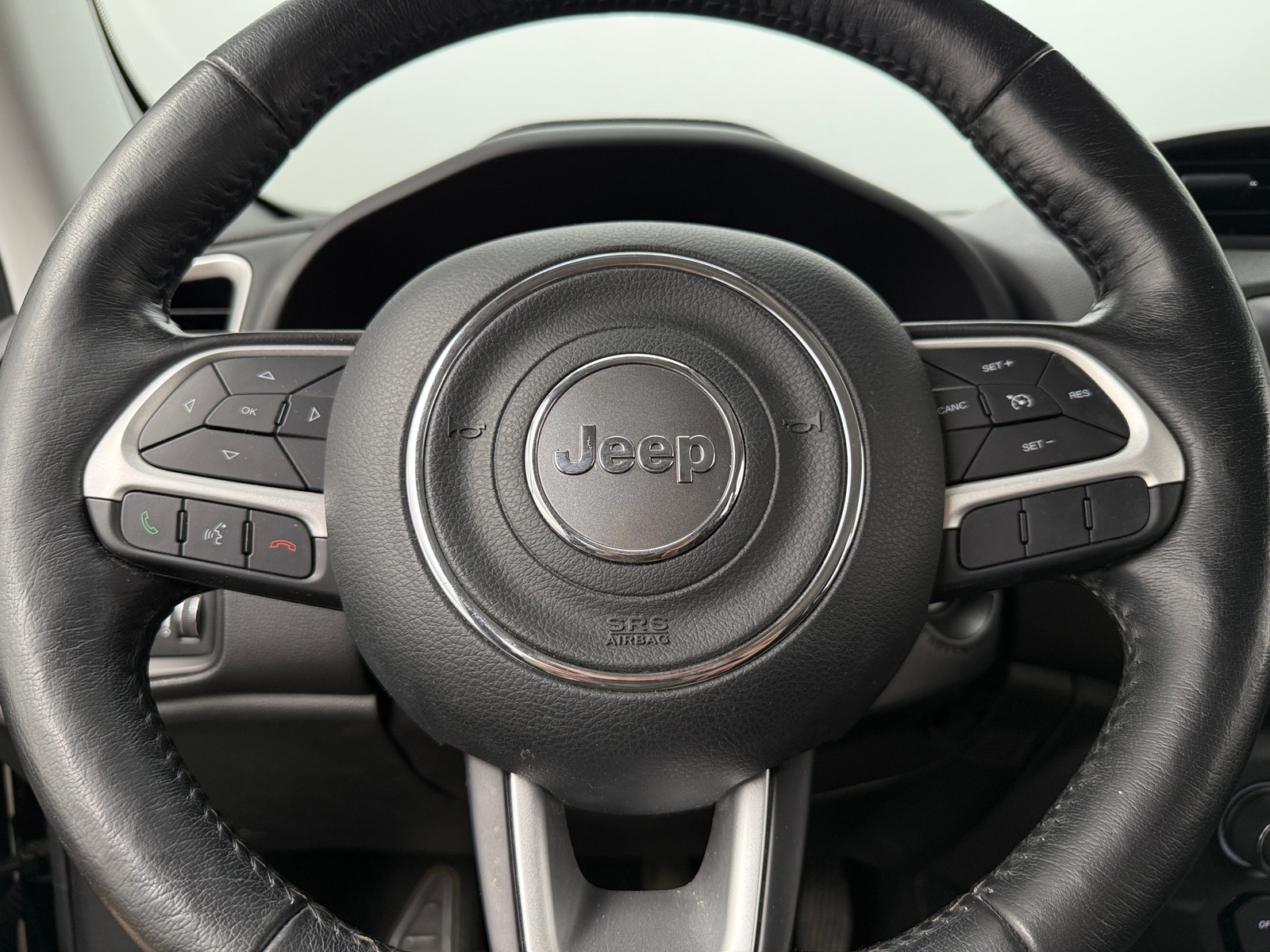 Thumbnail: 2018 Jeep Renegade - 5