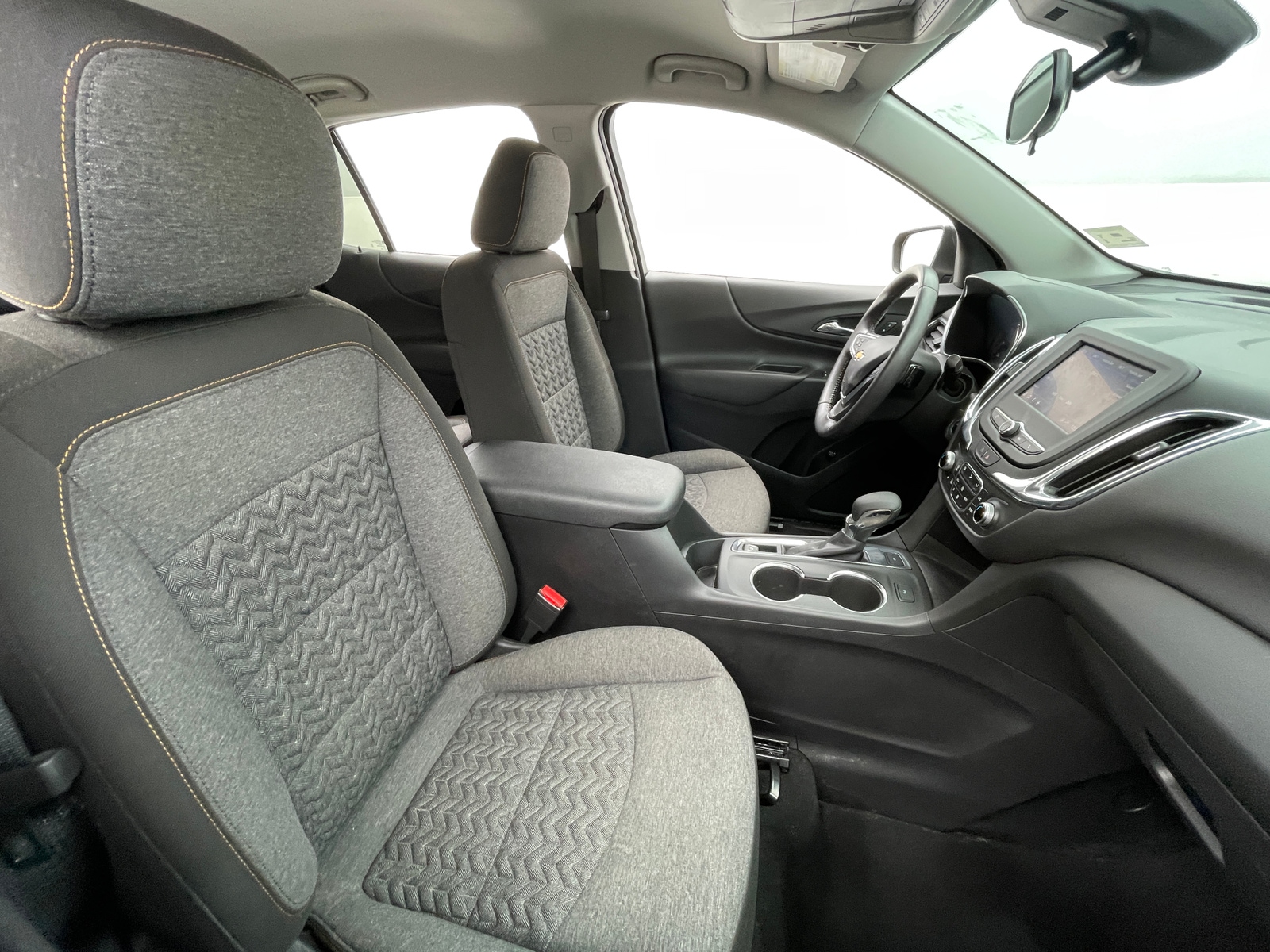 Thumbnail: 2022 Chevrolet Equinox - 2