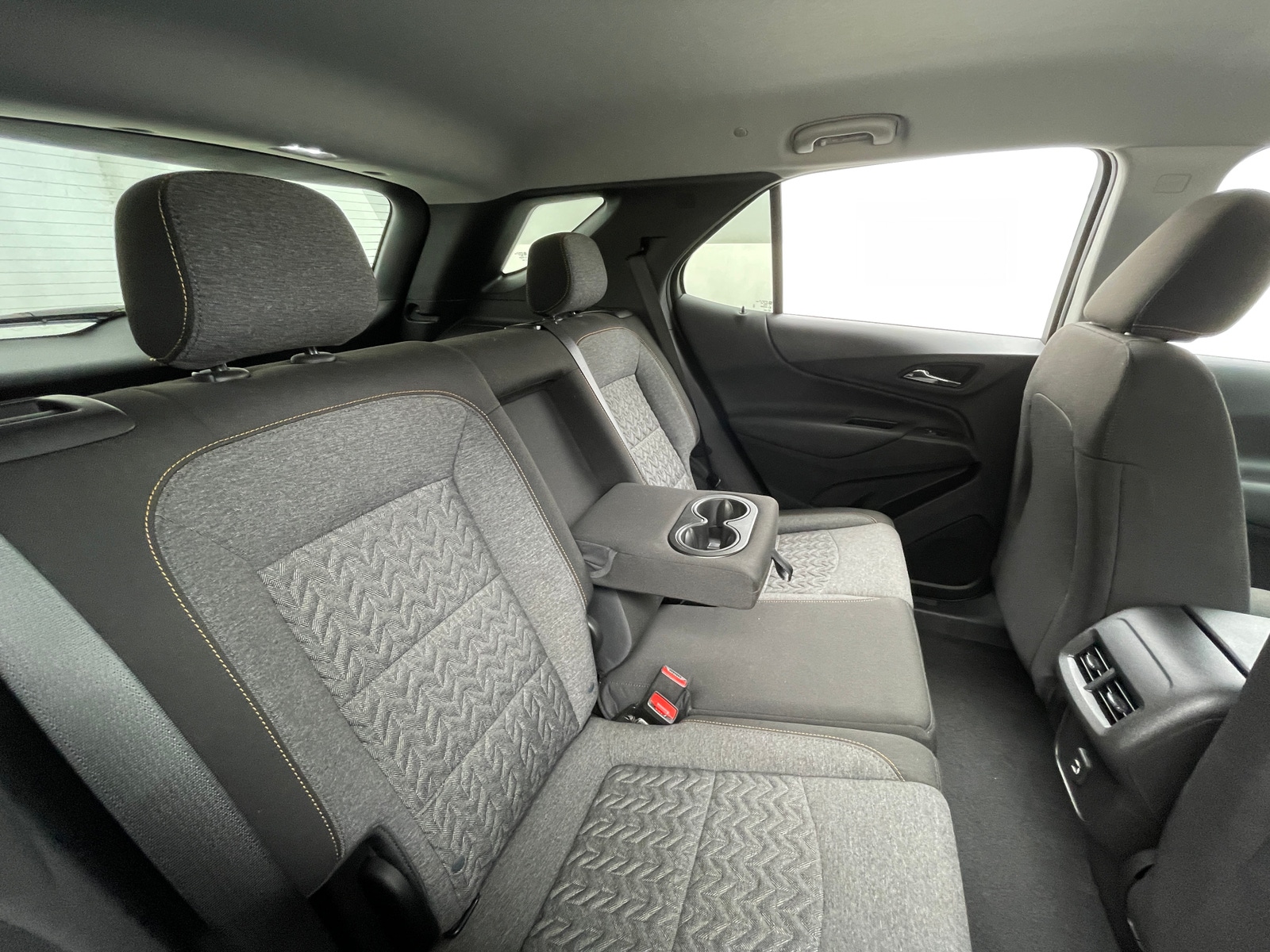Thumbnail: 2022 Chevrolet Equinox - 6