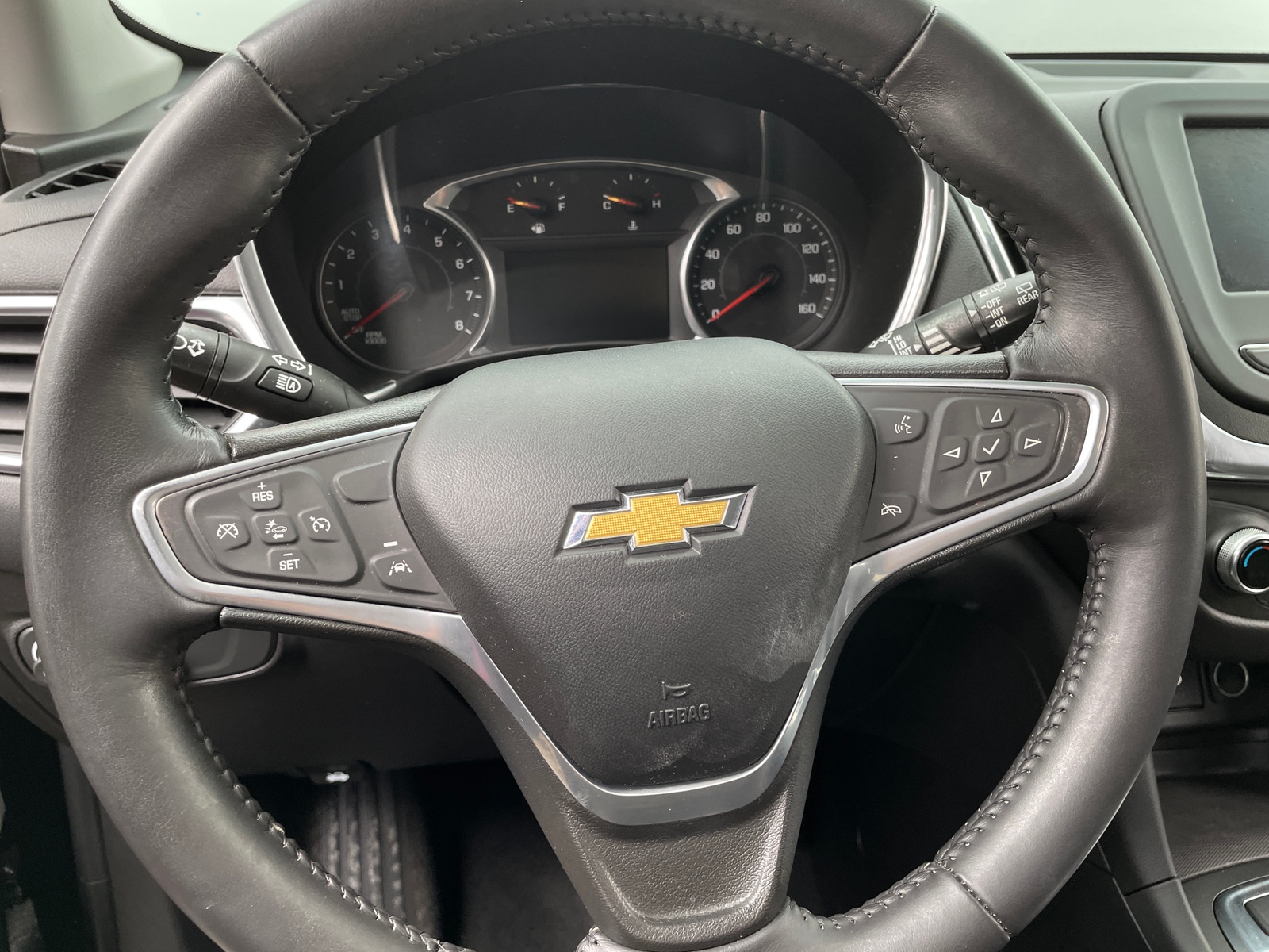 Thumbnail: 2022 Chevrolet Equinox - 5