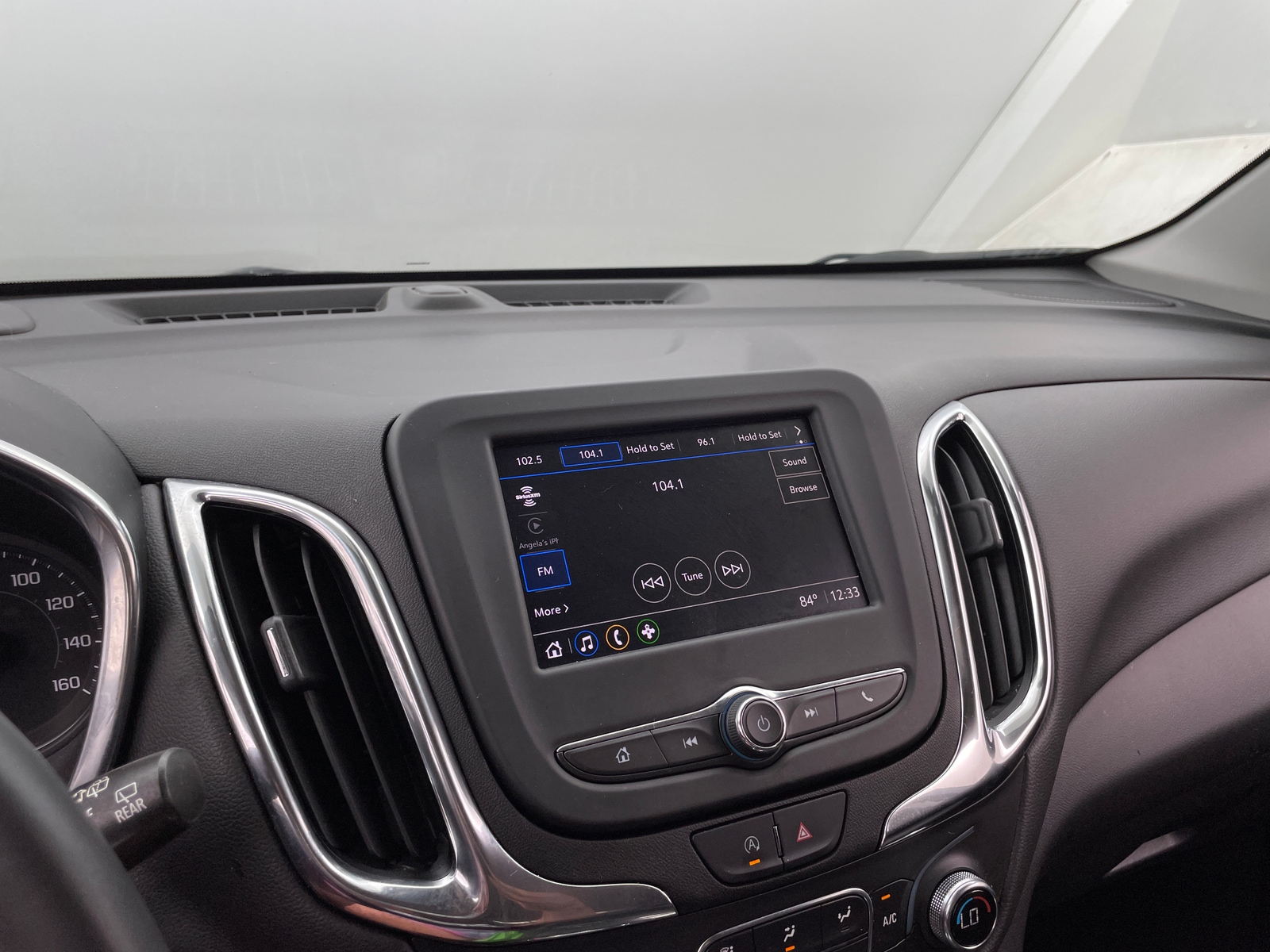 Thumbnail: 2022 Chevrolet Equinox - 4