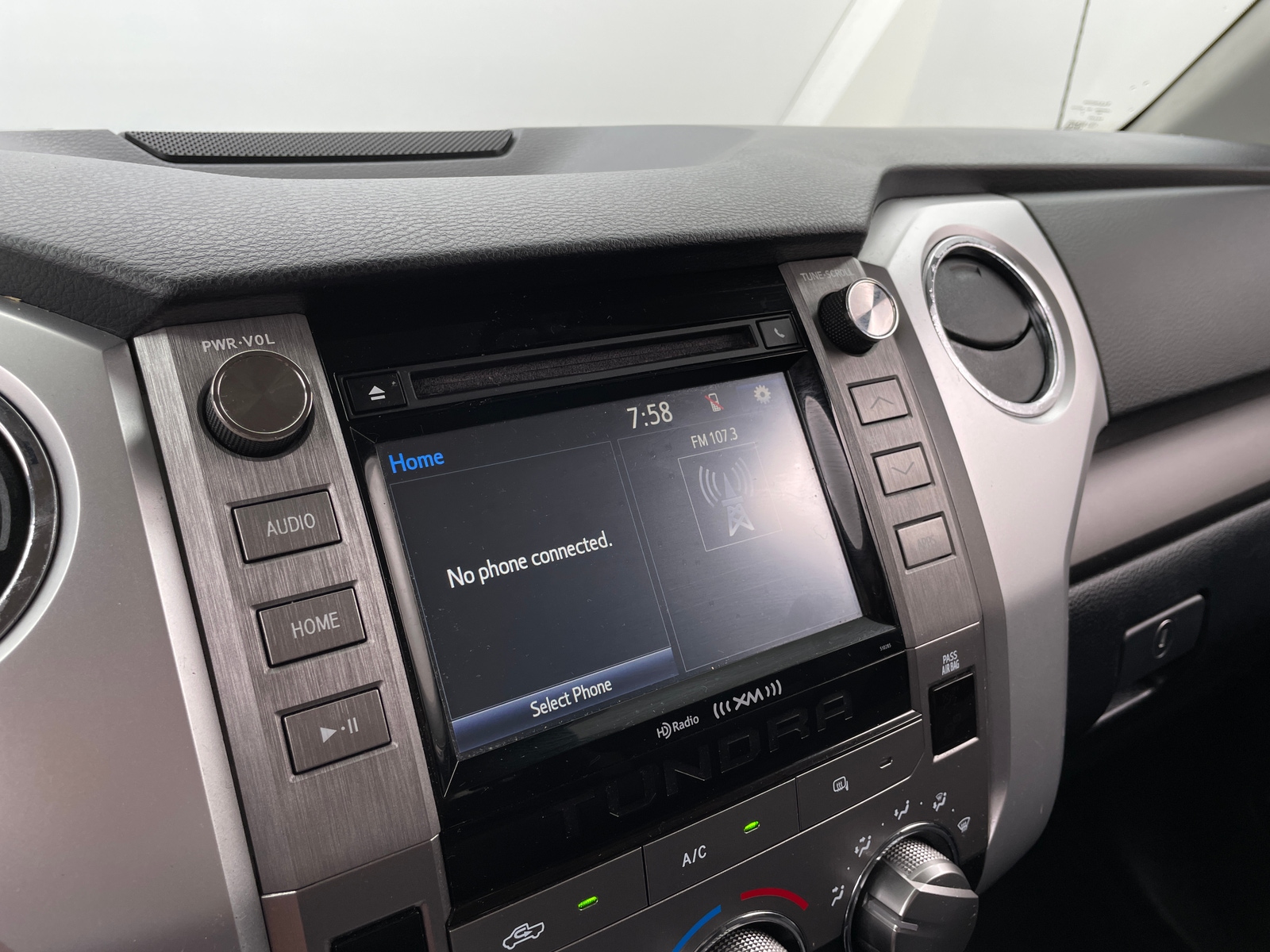 Thumbnail: 2018 Toyota Tundra - 4