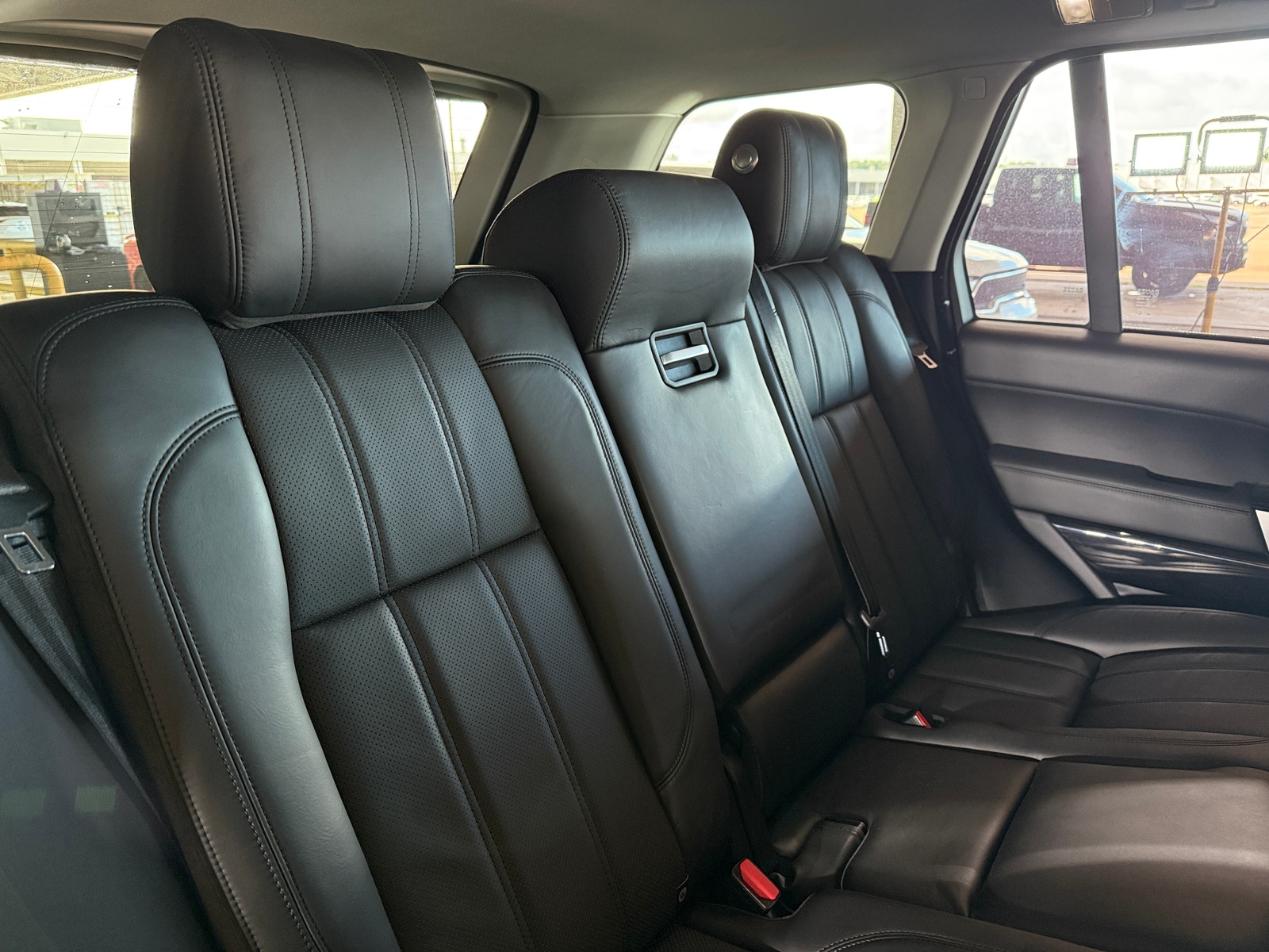 Thumbnail: 2015 Land Rover Range Rover - 5