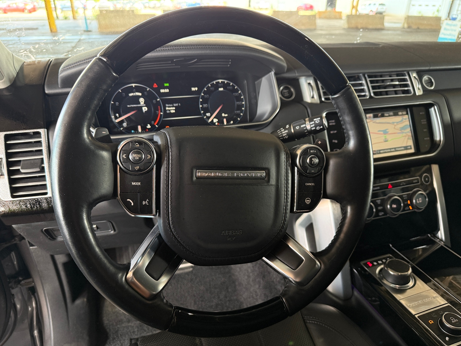 Thumbnail: 2015 Land Rover Range Rover - 4