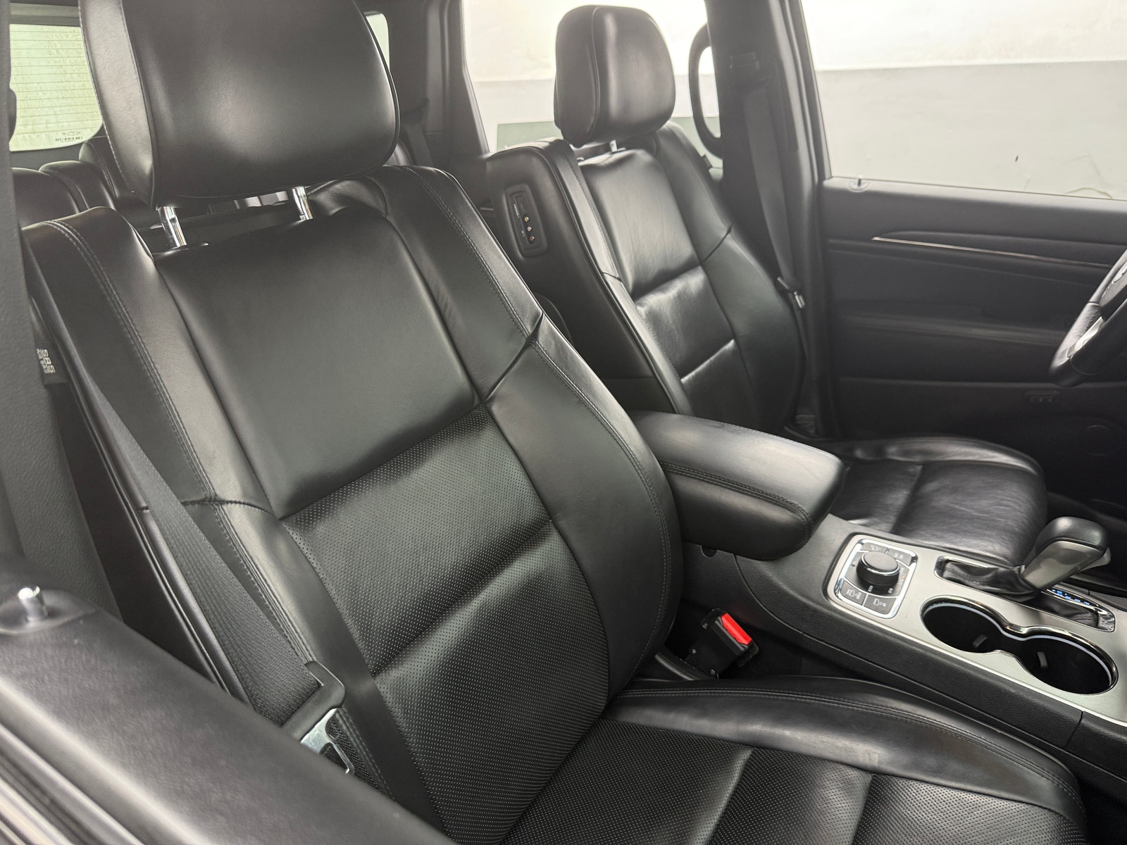Thumbnail: 2018 Jeep Grand Cherokee - 2