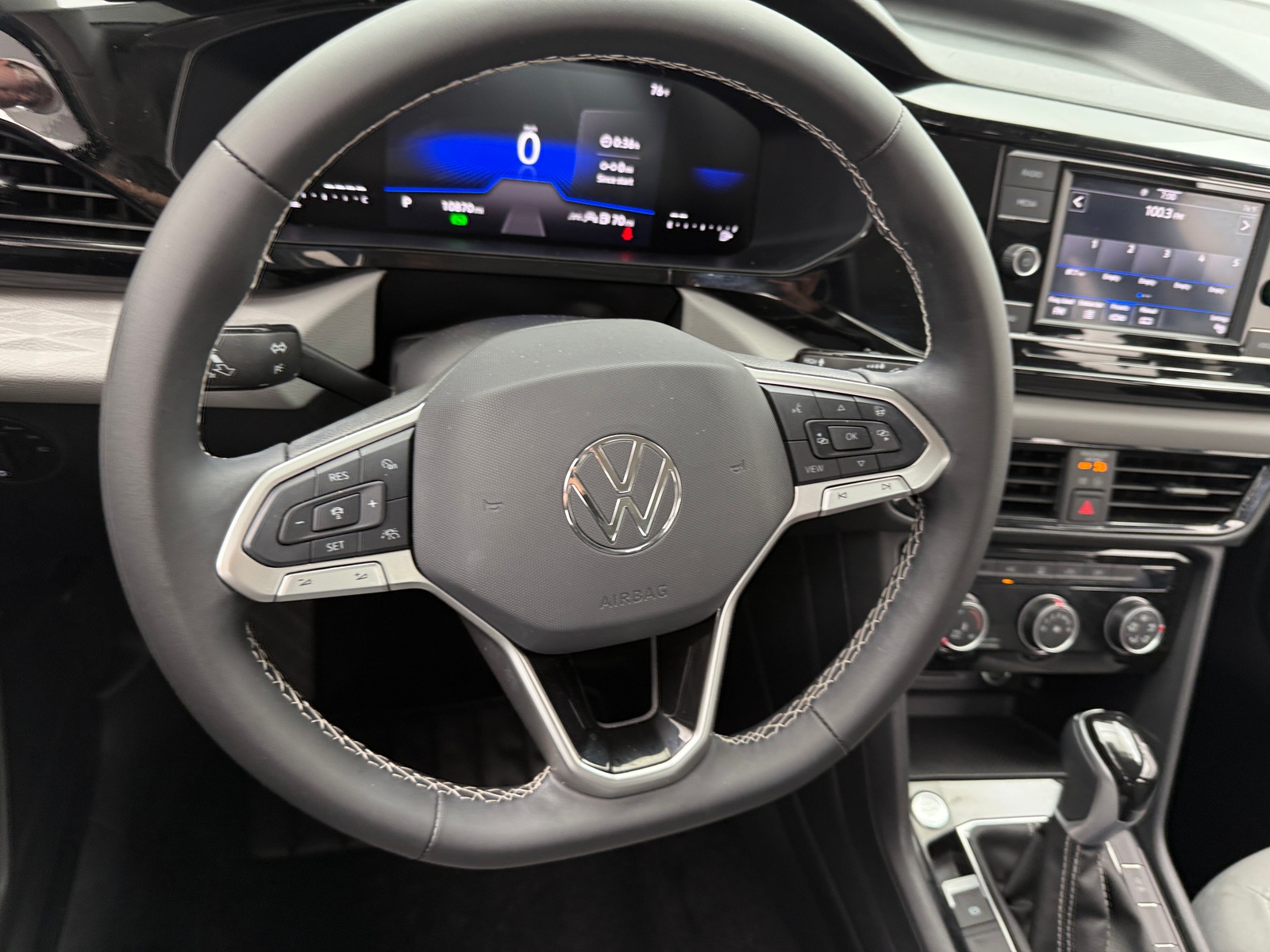 Thumbnail: 2024 Volkswagen Taos - 4