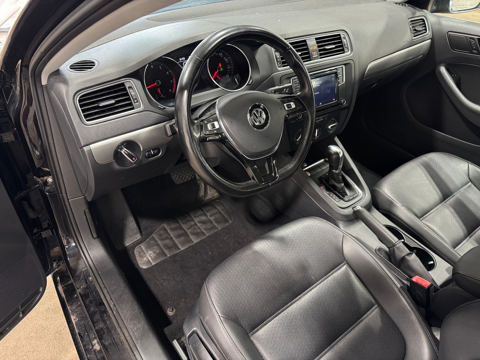 Thumbnail: 2018 Volkswagen Jetta - 2