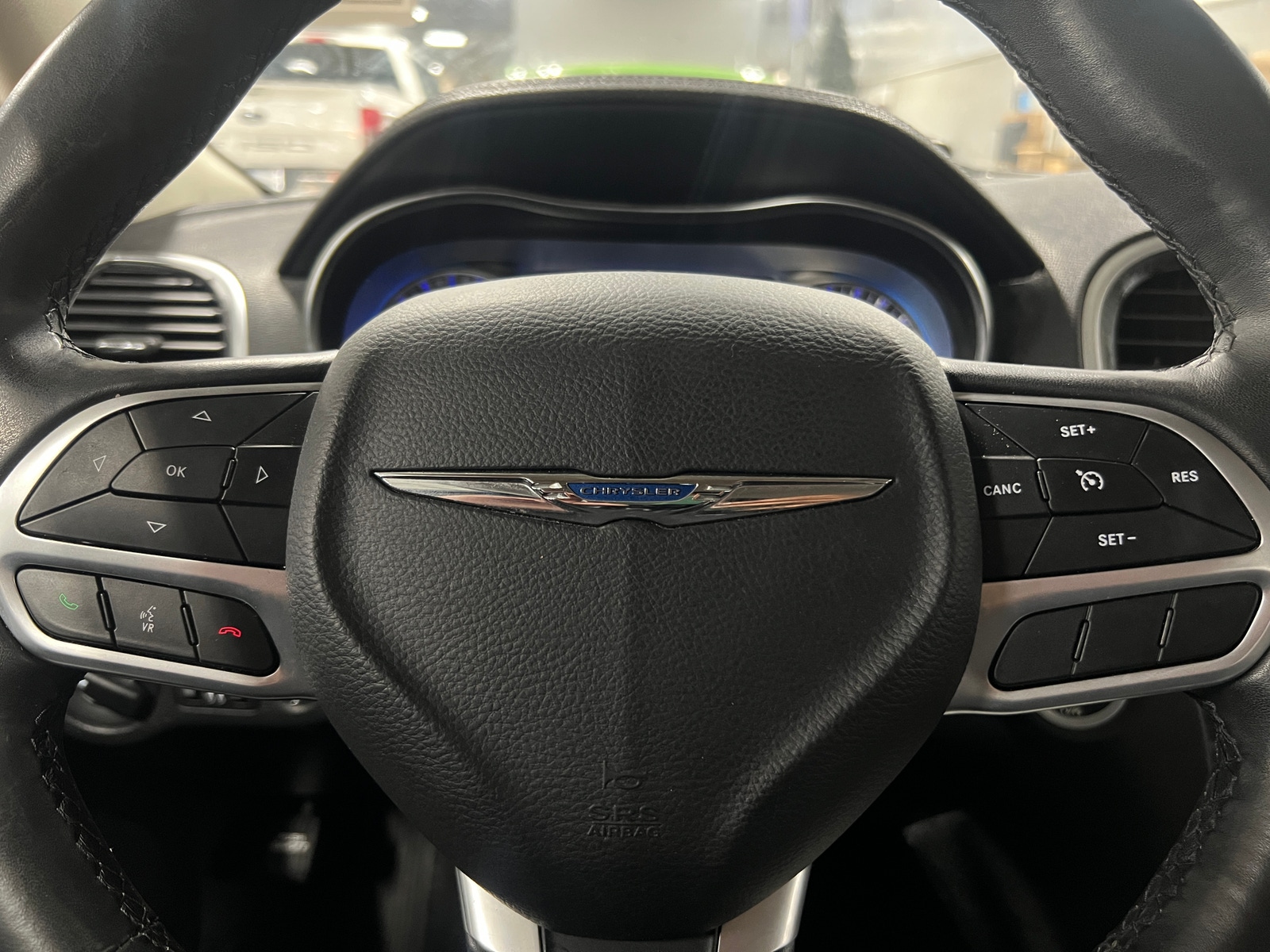 Thumbnail: 2019 Chrysler 300 - 4