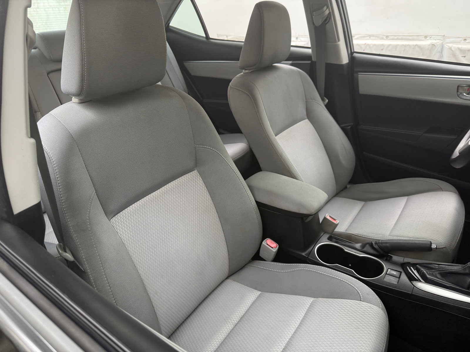 Thumbnail: 2015 Toyota Corolla - 2