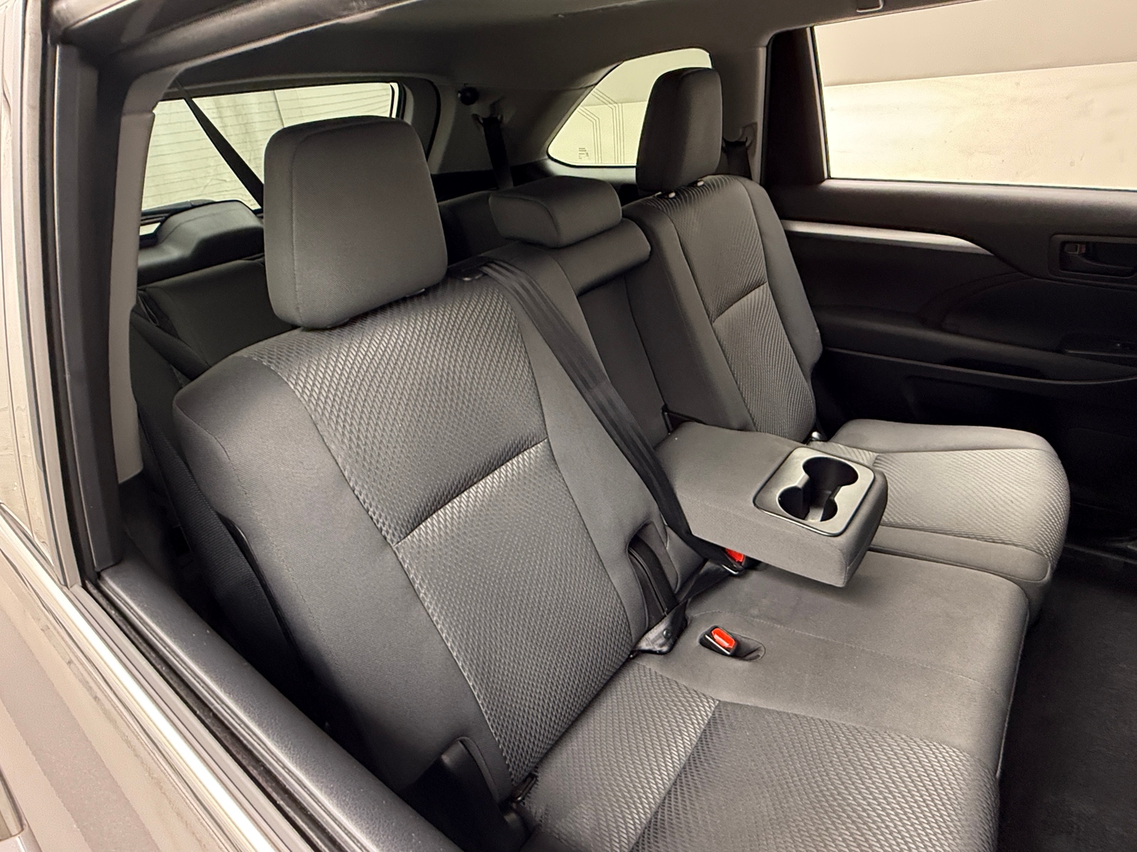 Thumbnail: 2019 Toyota Highlander - 6