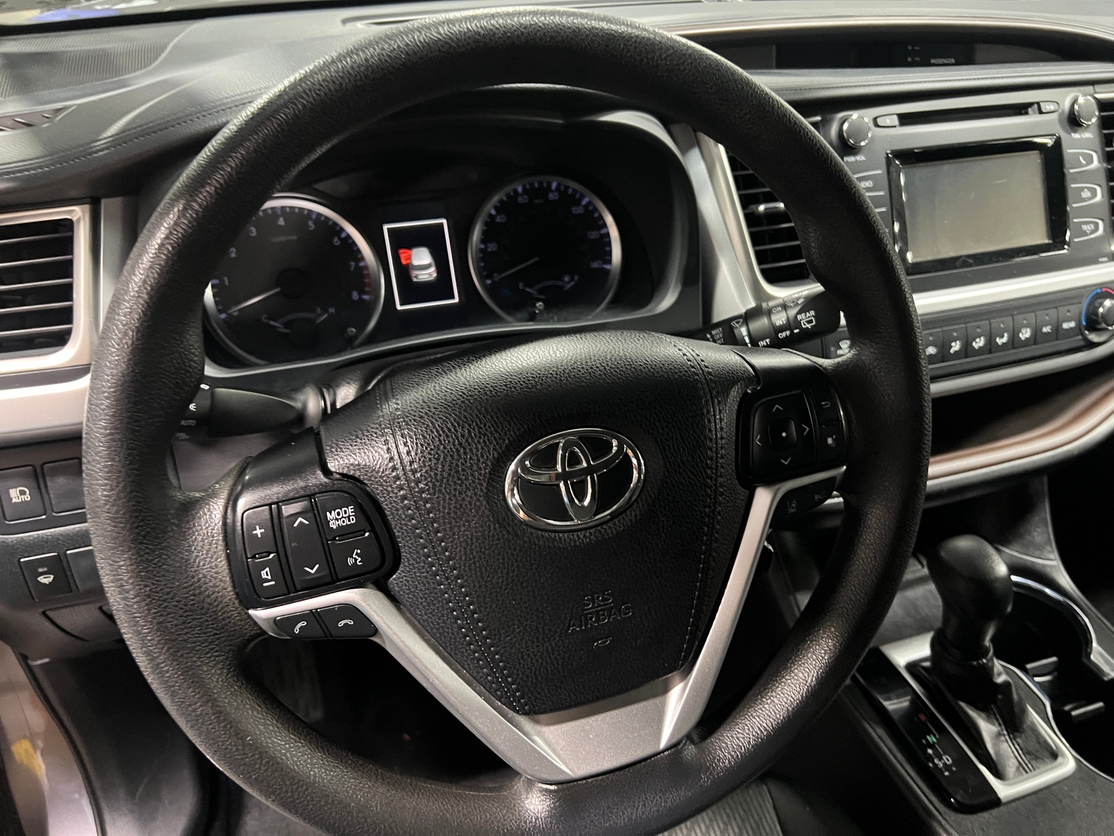 Thumbnail: 2019 Toyota Highlander - 5