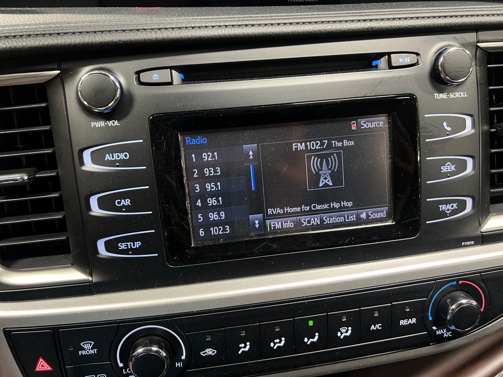 Thumbnail: 2019 Toyota Highlander - 4