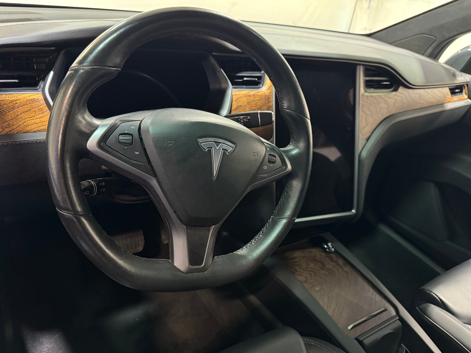 Thumbnail: 2020 Tesla Model X - 3