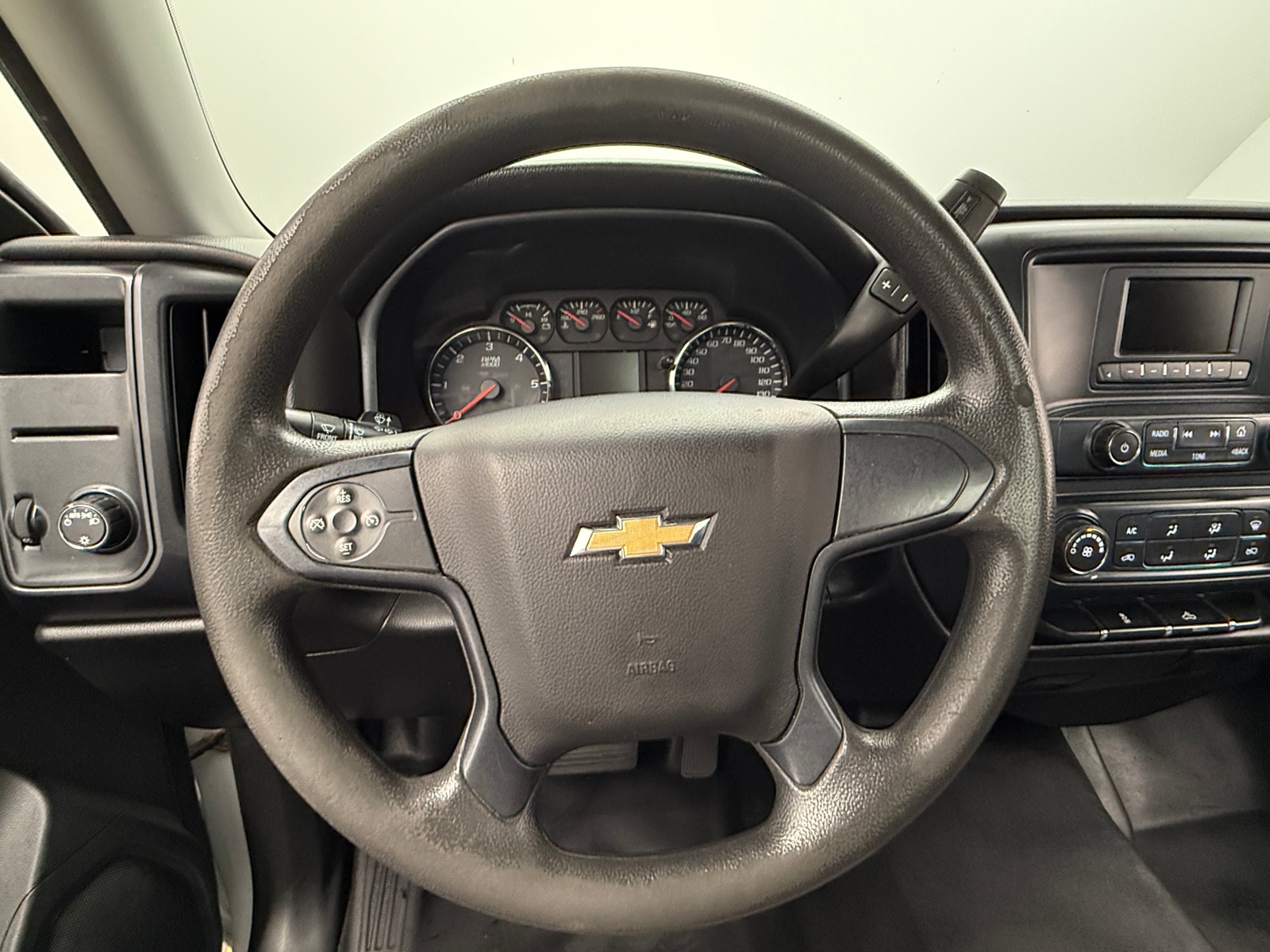 Thumbnail: 2017 Chevrolet Silverado 1500 - 4