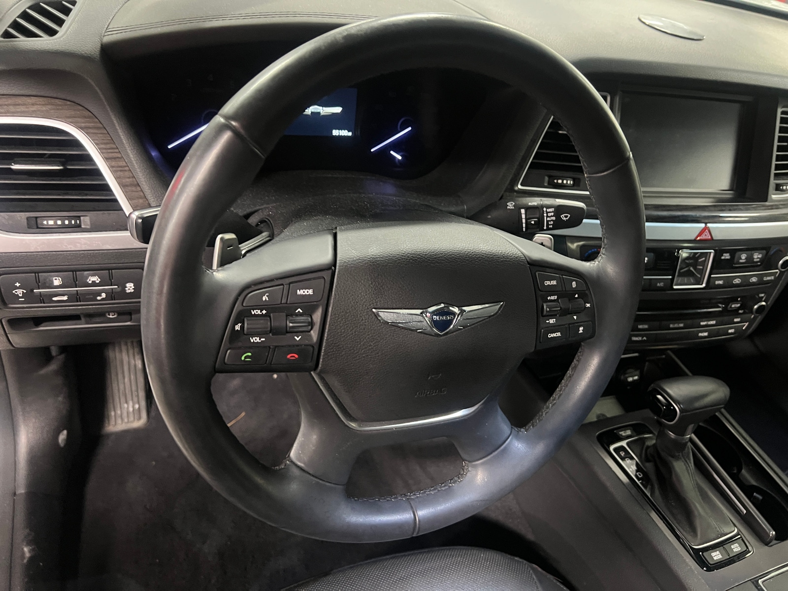 Thumbnail: 2018 Genesis G80 - 4