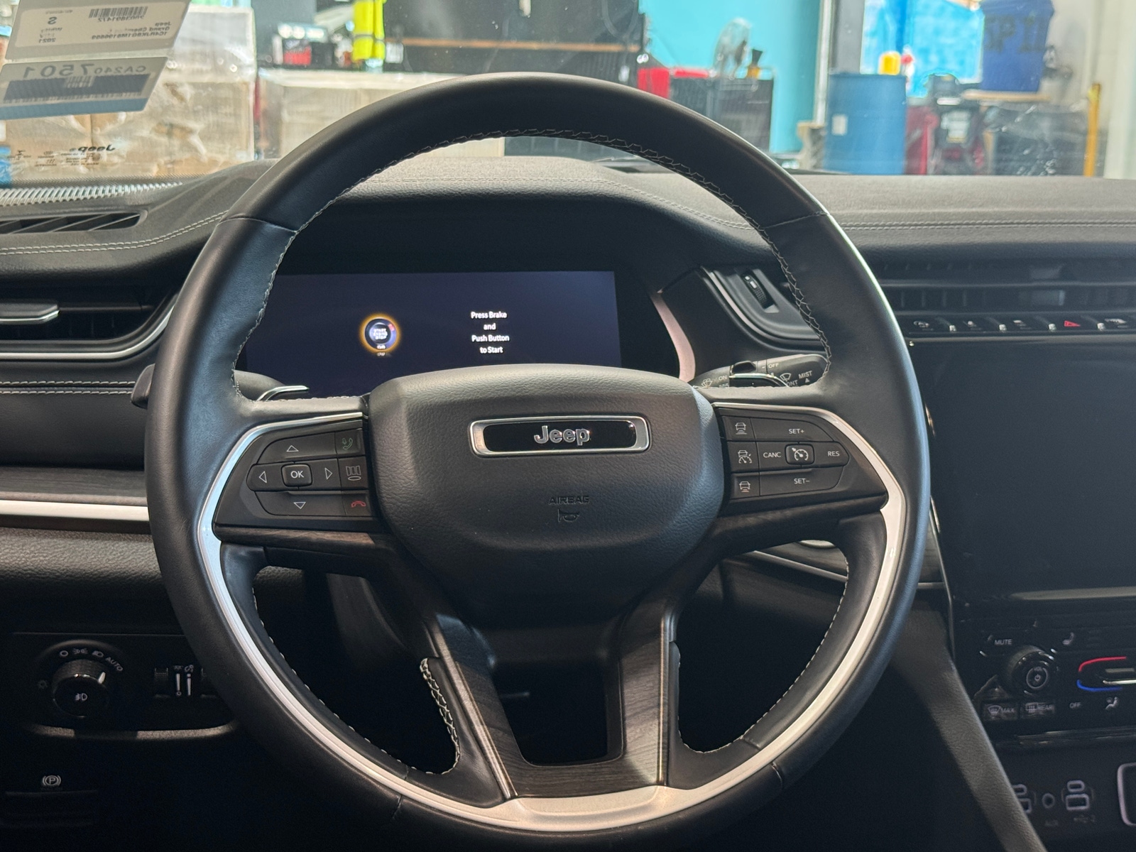 Thumbnail: 2021 Jeep Grand Cherokee L - 4