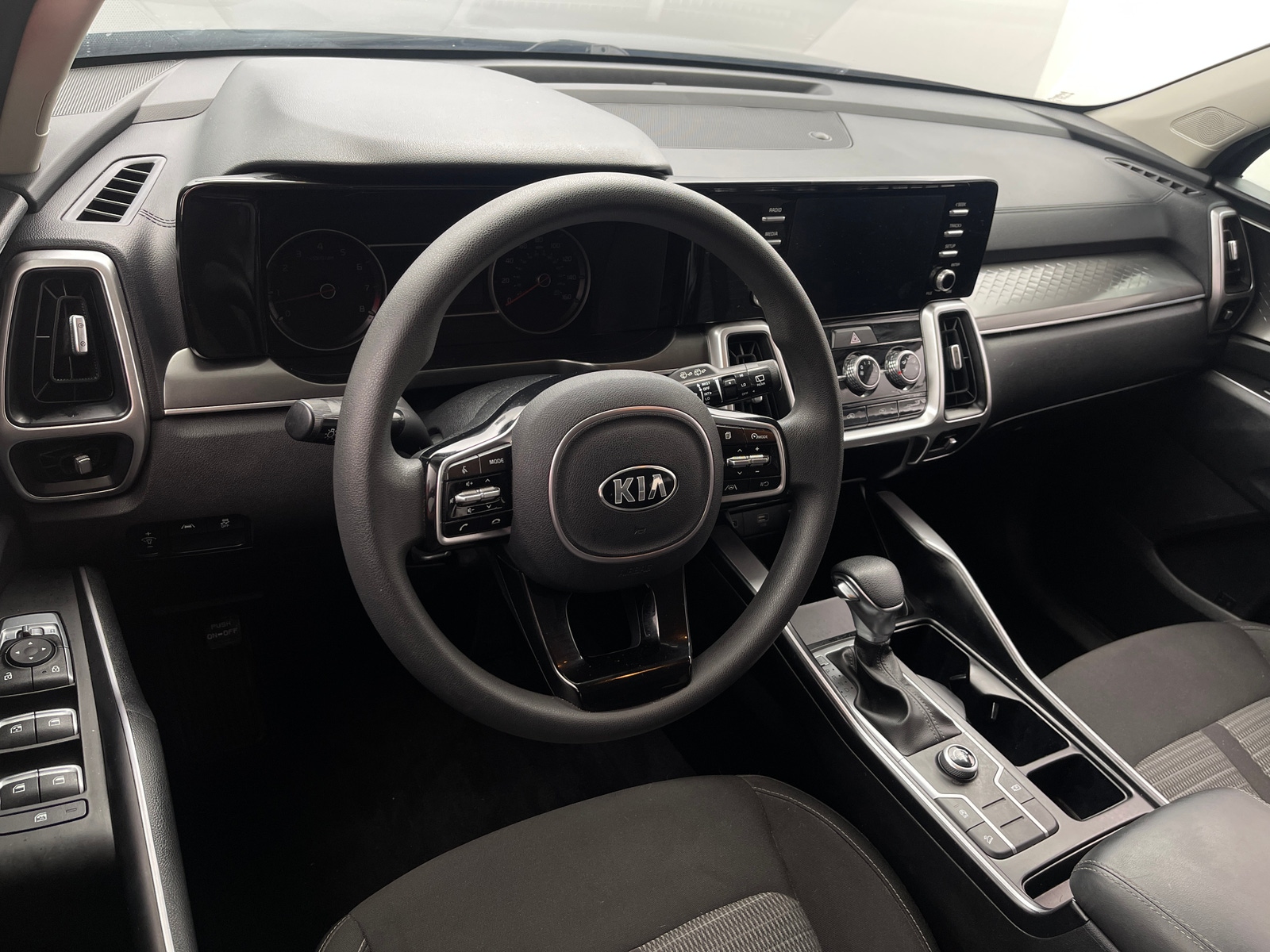 Thumbnail: 2021 Kia Sorento - 3