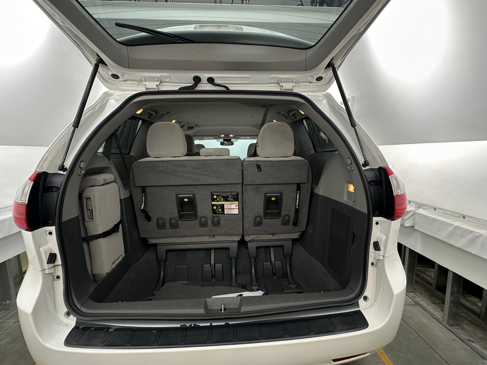 Thumbnail: 2020 Toyota Sienna - 7