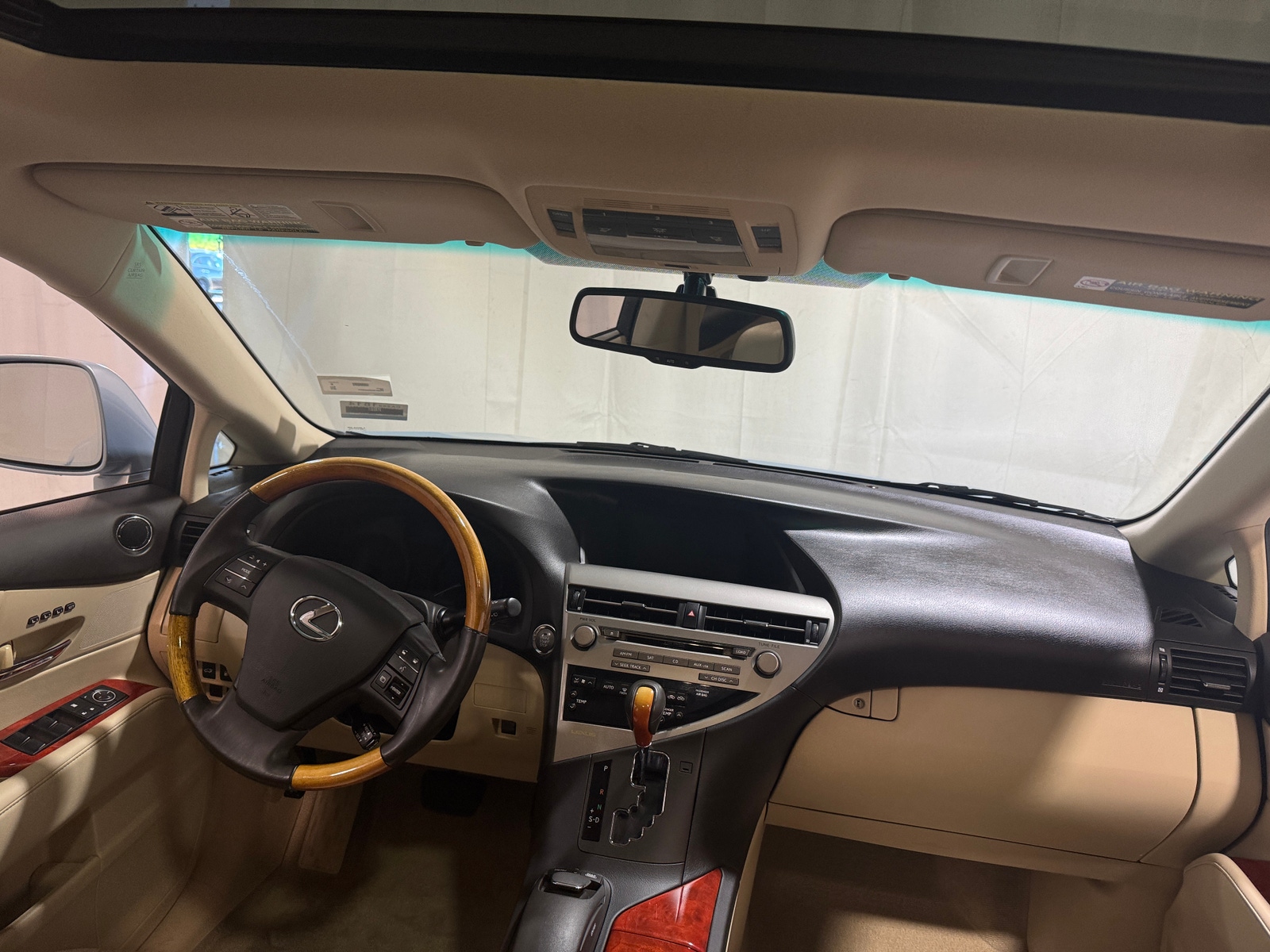 Thumbnail: 2010 Lexus RX - 3