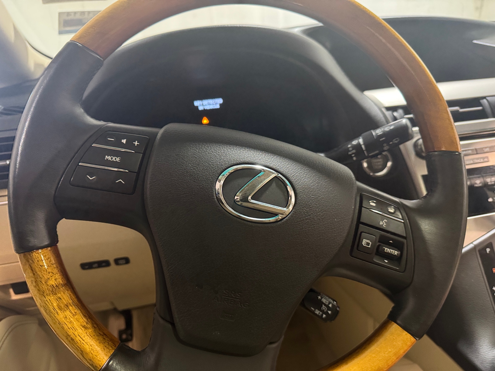Thumbnail: 2010 Lexus RX - 5