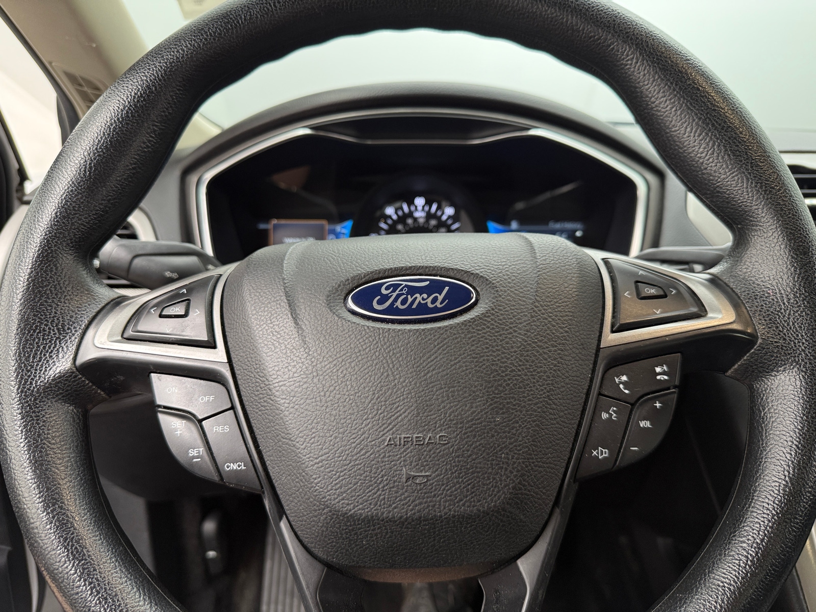 Thumbnail: 2017 Ford Fusion - 5