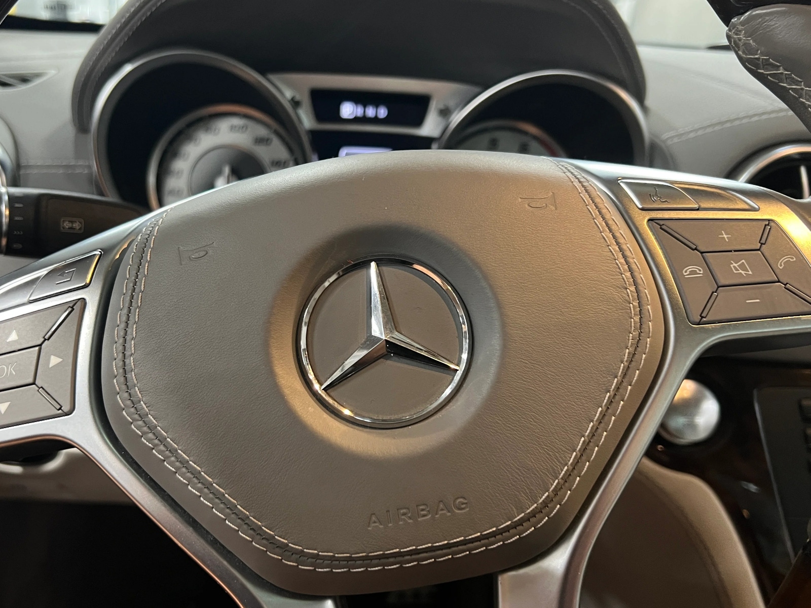 Thumbnail: 2014 Mercedes-Benz SL-Class - 4