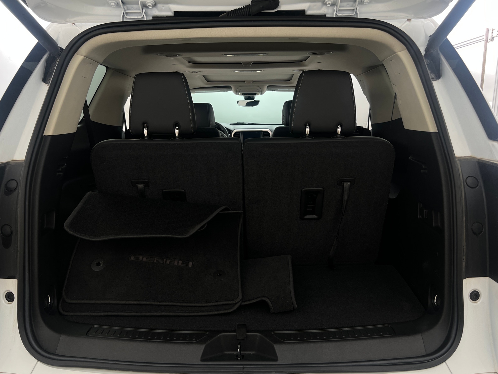 Thumbnail: 2023 GMC Acadia - 6
