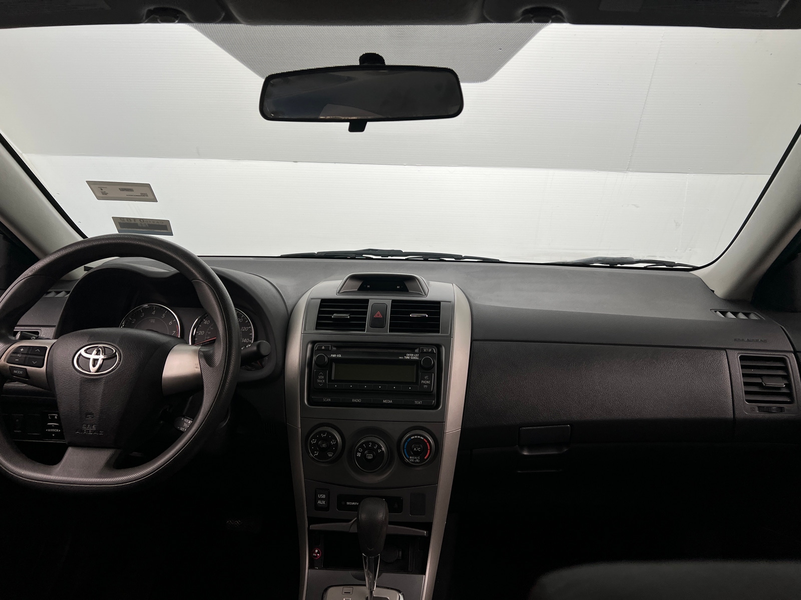 Thumbnail: 2012 Toyota Corolla - 3