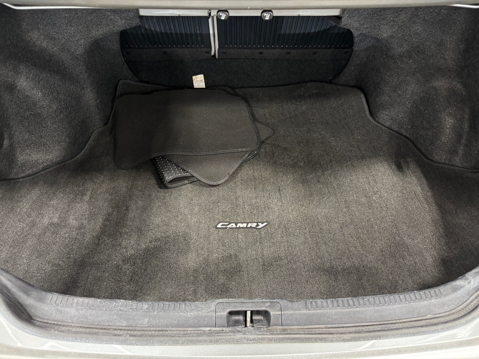Thumbnail: 2015 Toyota Camry - 6