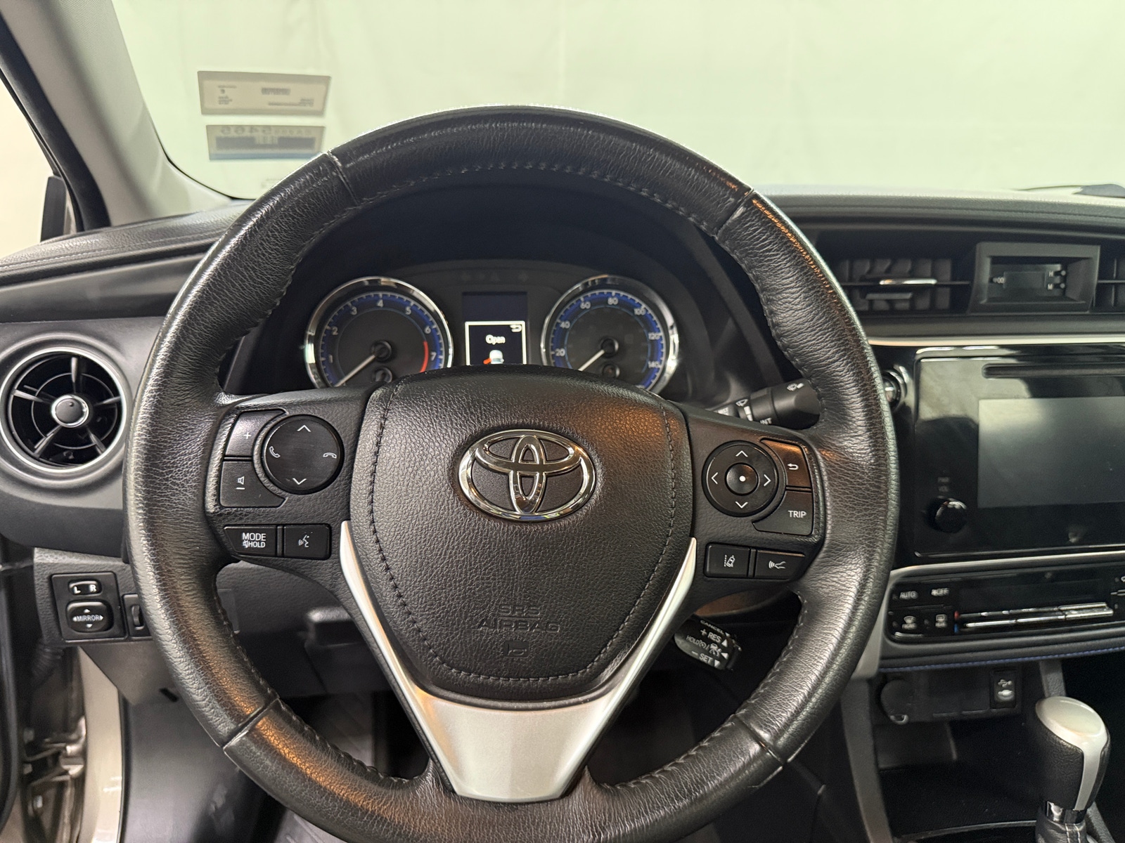 Thumbnail: 2018 Toyota Corolla - 4
