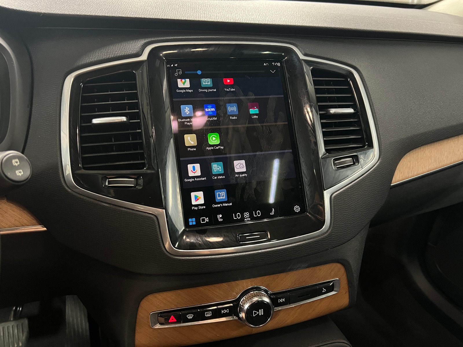Thumbnail: 2024 Volvo XC90 - 3