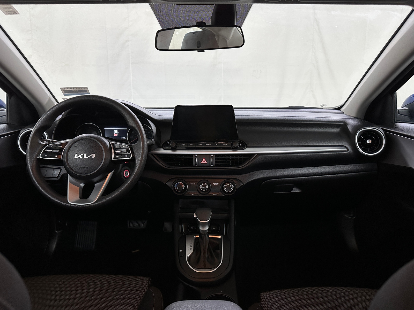 Thumbnail: 2024 Kia Forte - 3