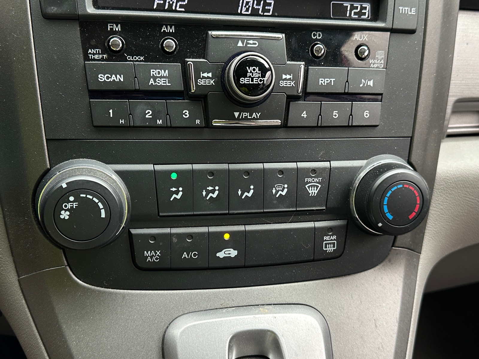 Thumbnail: 2010 Honda CR-V - 4