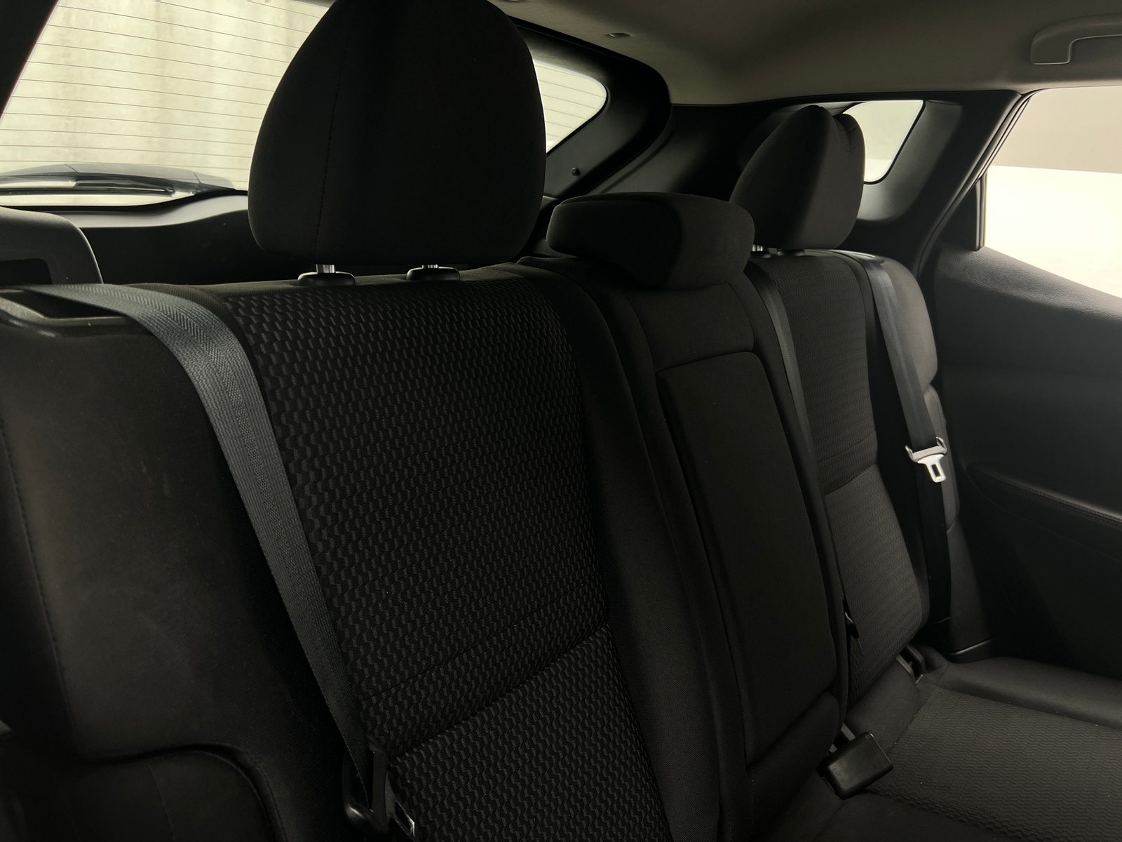Thumbnail: 2021 Nissan Rogue Sport - 6