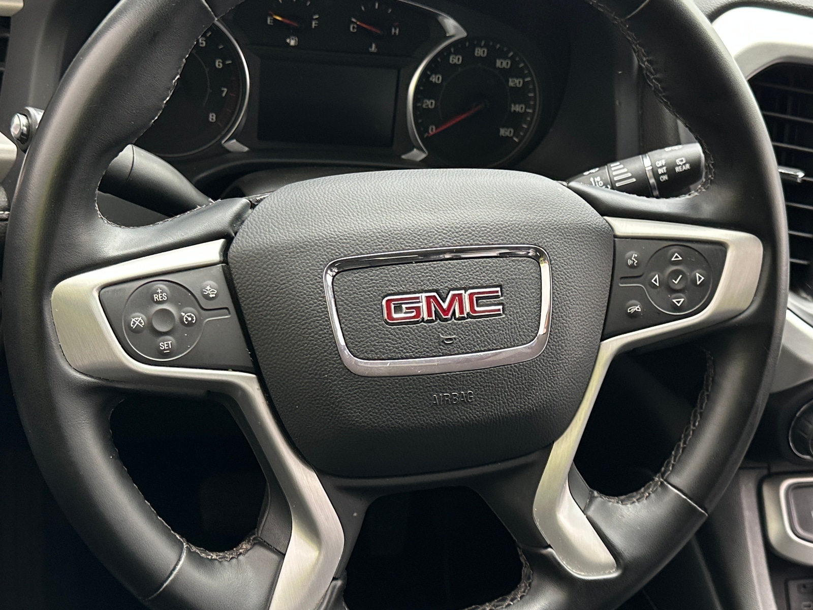 Thumbnail: 2023 GMC Acadia - 4